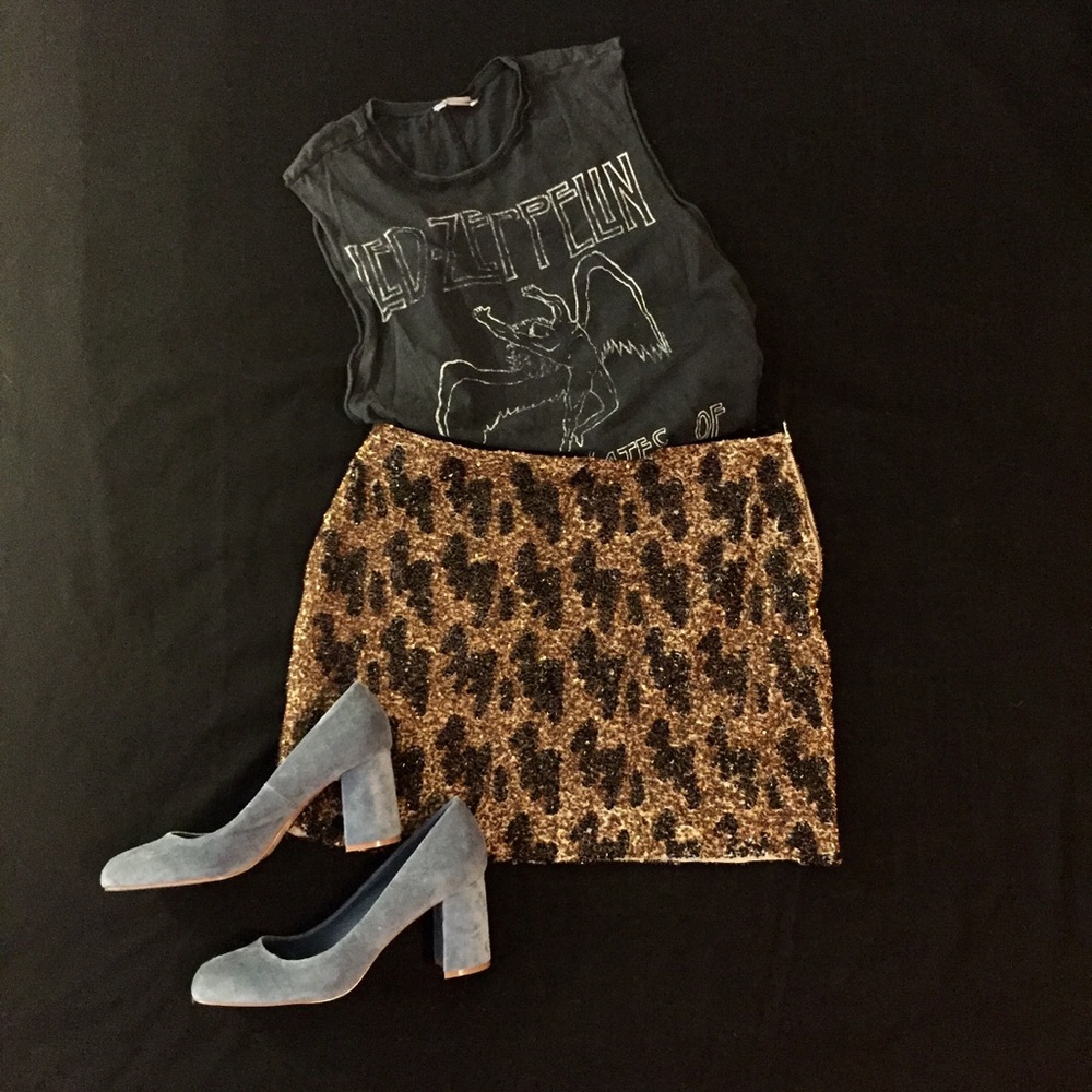 🔴sold🔴 ZARA beaded mini - houndstooth or cheetah - Picture 1 of 7