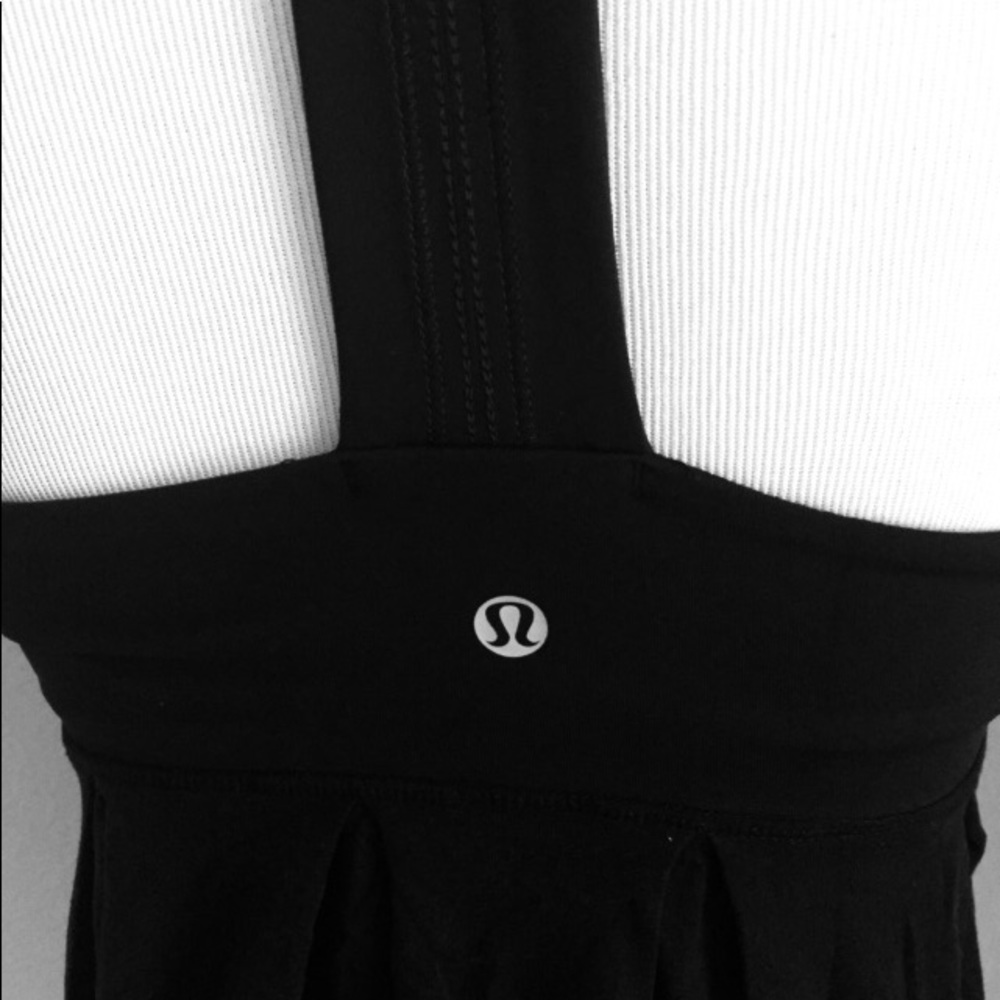 ✨🔥Lululemon Tank Top🔥✨ - Picture 3 of 3