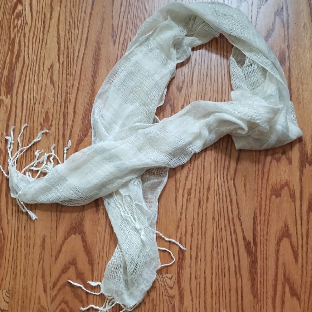 Silver and ivory scarf