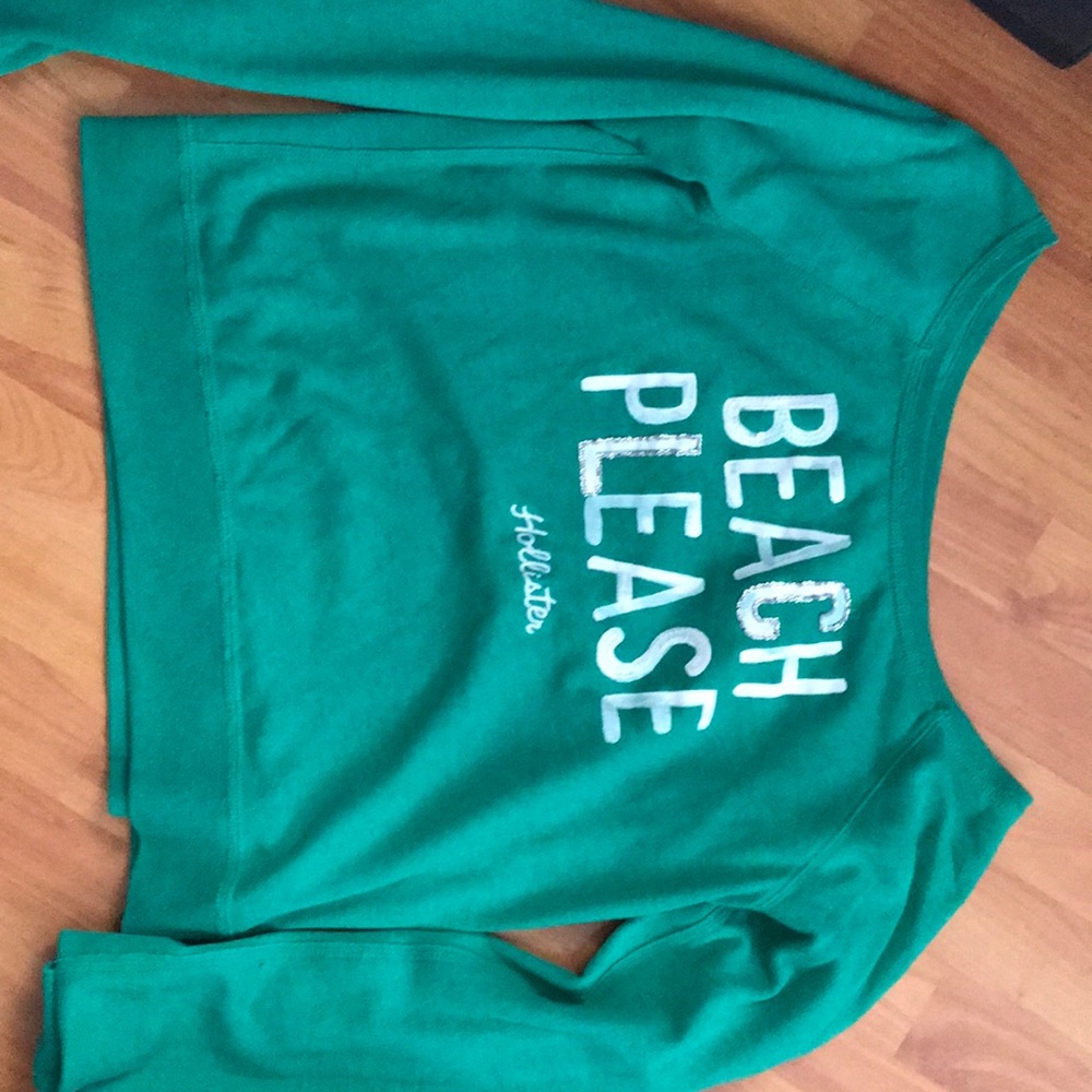 Hollister sweater