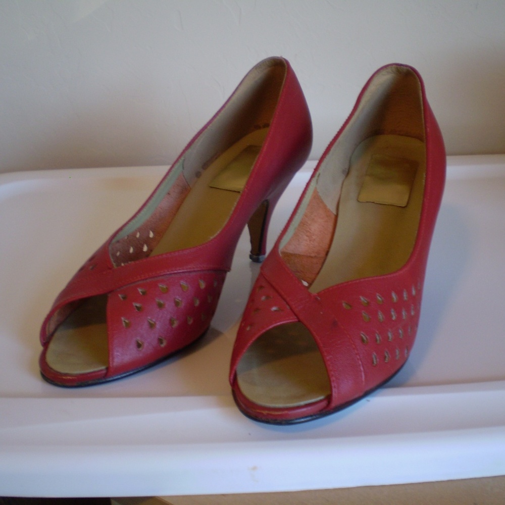 red genuine leather woman shoes