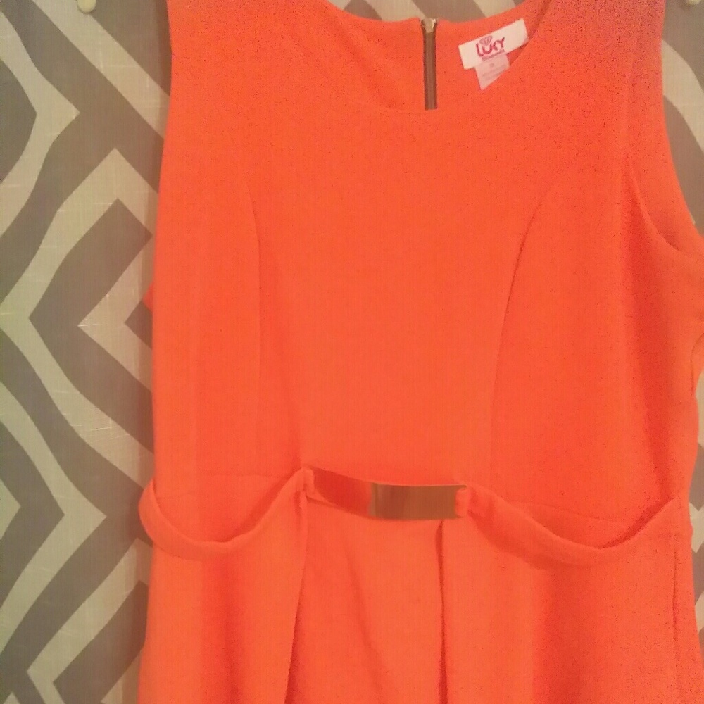 🚫🚫🚫 SOLD Coral peplum tank top