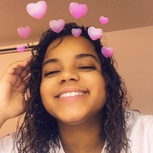 Meet your Posher, Odalys