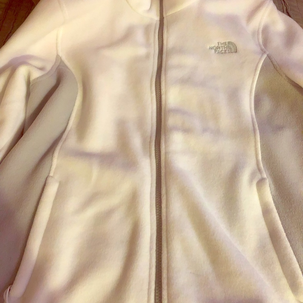 SOLD!!!! Women’s north face jacket