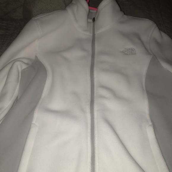 SOLD!!!! Women’s north face jacket - Picture 2 of 2