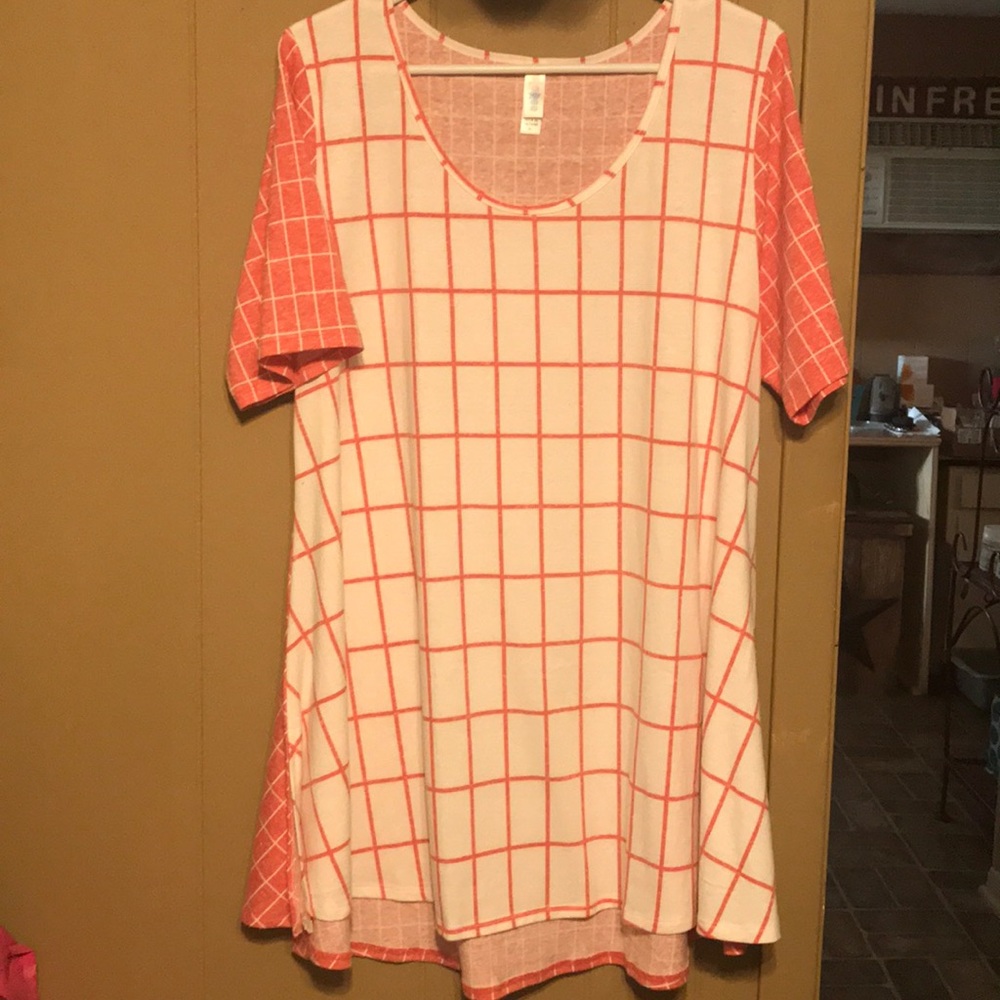 Lularoe Perfect T