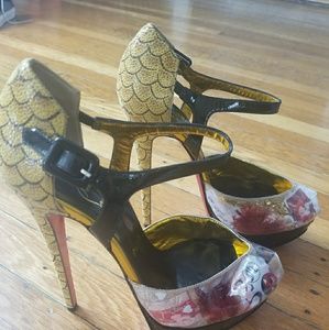 Christian Loubiton Multicolor shoes!!