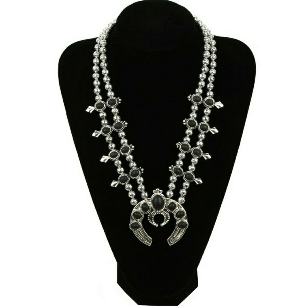 Squash Blossom Necklace Black Stones - Picture 2 of 5