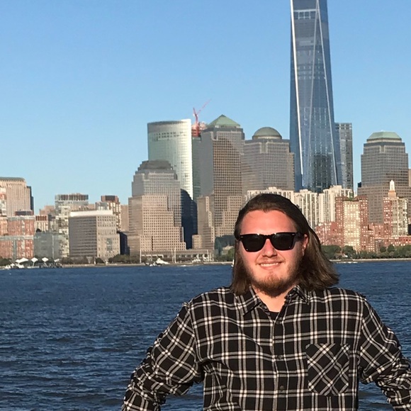 Meet your Posher, Andrew - Picture 1 of 1