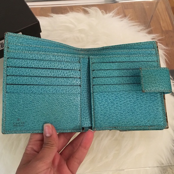 VINTAGE GUCCI WALLET WITH ORIGINAL BOX - Picture 5 of 9