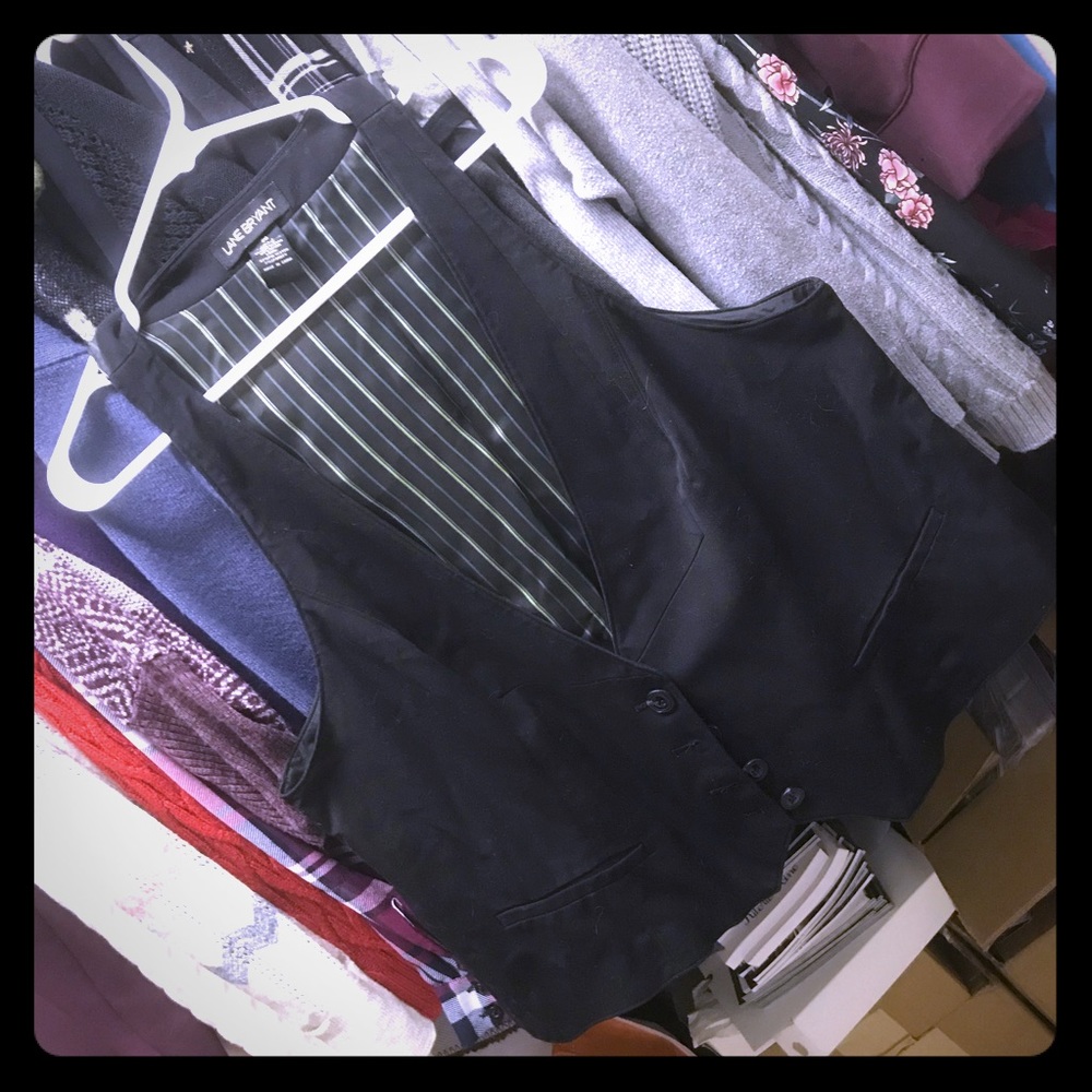 Lane Bryant Black and Green vest