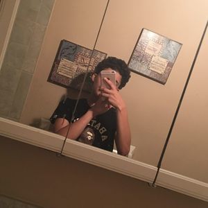 Meet your Posher, Johnny