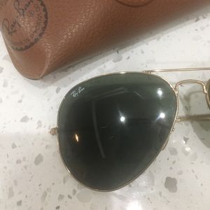 Ray bans aviator sunglasses