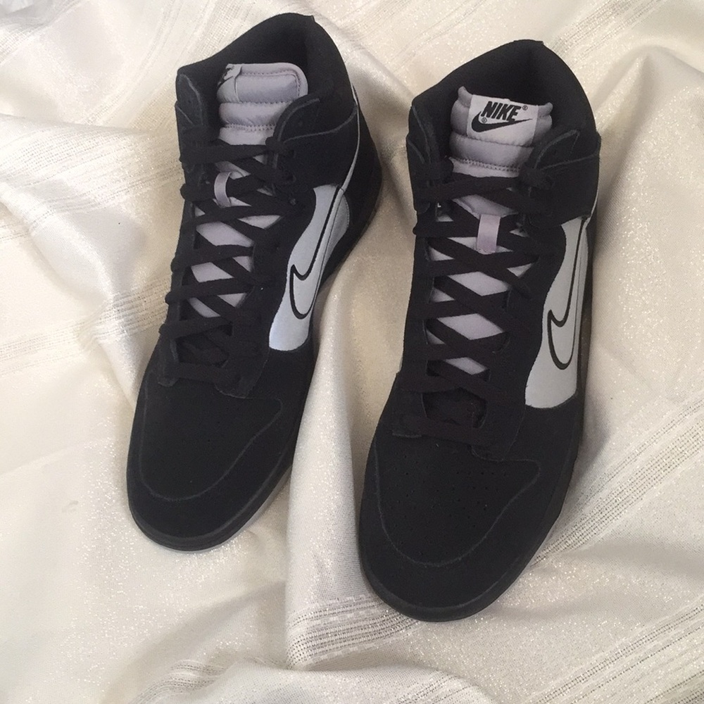 Nike Dunks!! Never Worn!!