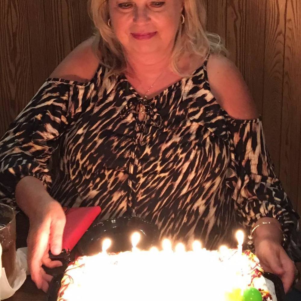 Meet your Posher, Pamela