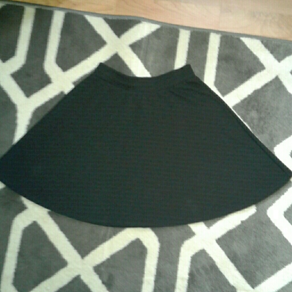 Black Skater Skirt