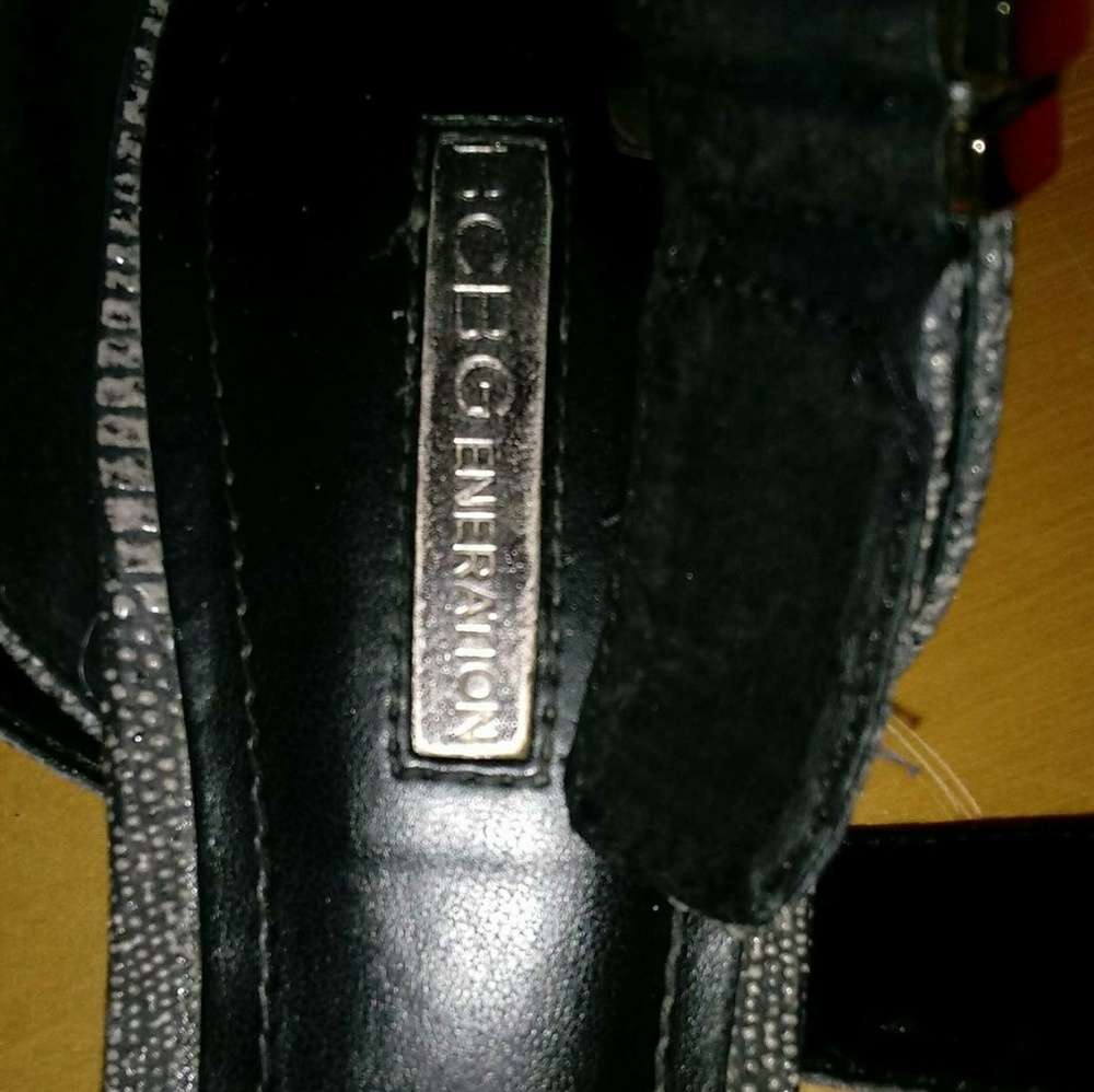 Size 10 bcbg sandal dress shoes