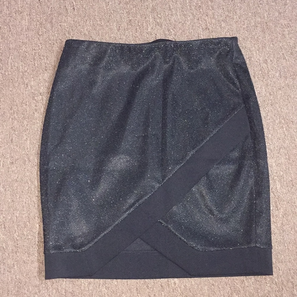 Express black, pencil/envelope skirt