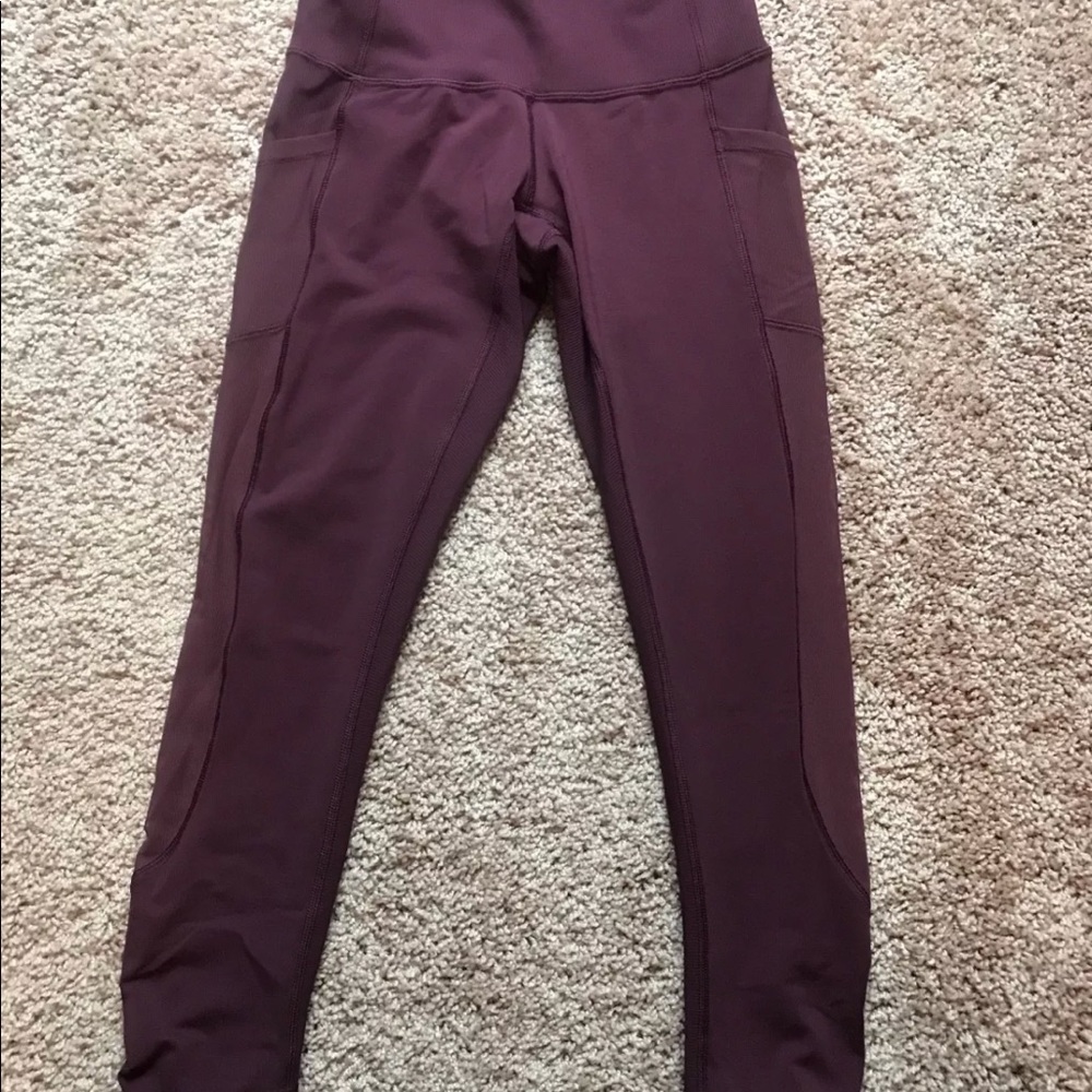 Lululemon cropped leggings Burgundy Mesh 4