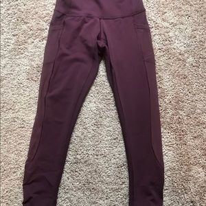 Lululemon cropped leggings Burgundy Mesh 4