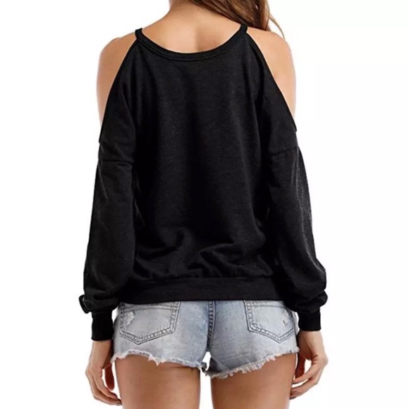 Gorgeous Sexy Long Sleeve Cold Shoulder Top - Picture 3 of 6