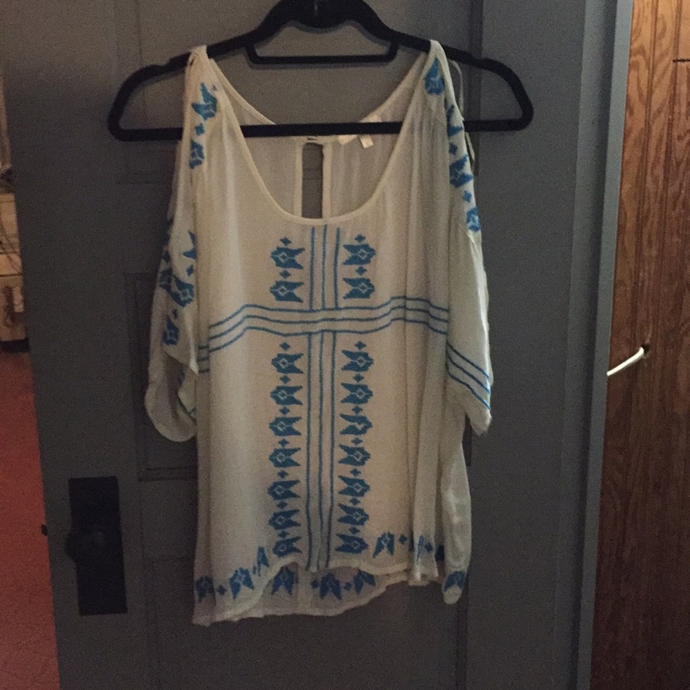 Matty M cold shoulder top