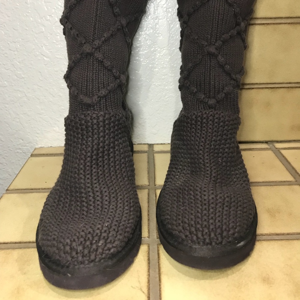 Ugg knit boots