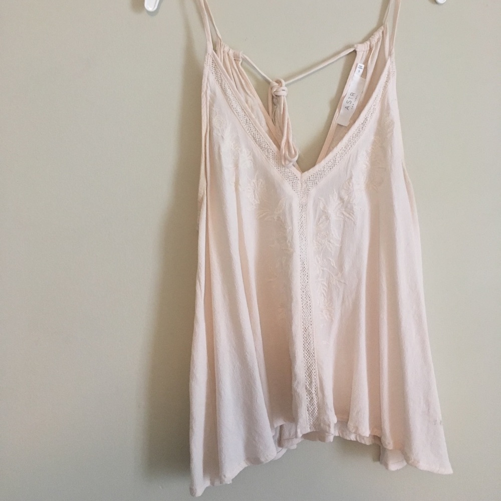 cream tank top
