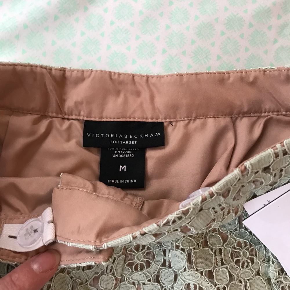 Girls size Medium Victoria Beckham Shorts - Picture 3 of 4