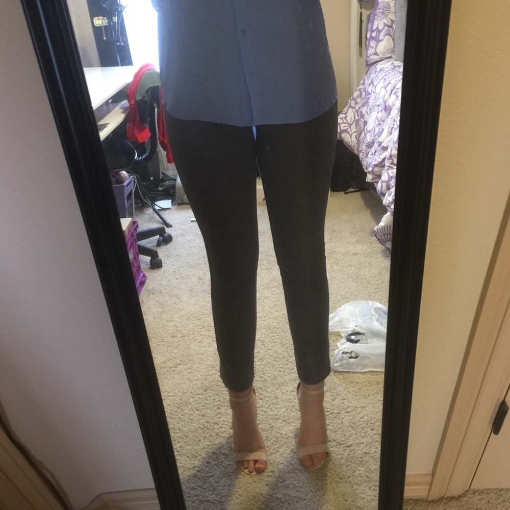 SUPER CUTE GREY TROUSERS PERFECT FOR WORK!!