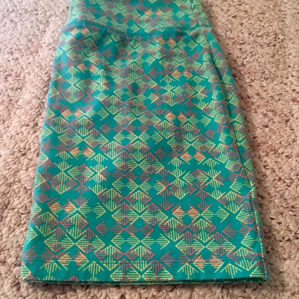 mini to midi length Skirt !