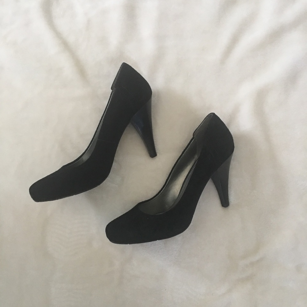 BCBGeneration black heels, size 8