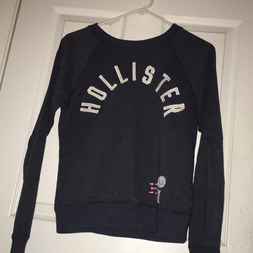 Hollister Crewneck