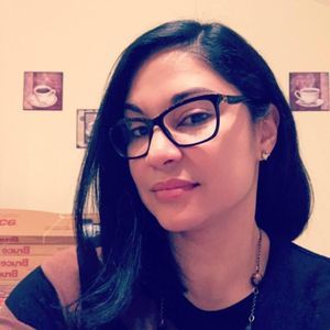 Meet your Posher, Elyse