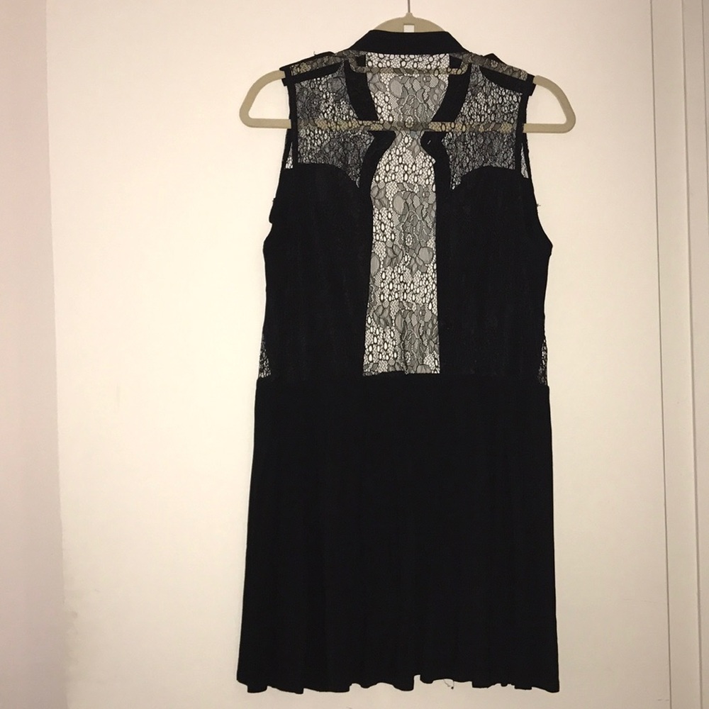 Lace tunic - Picture 3 of 3