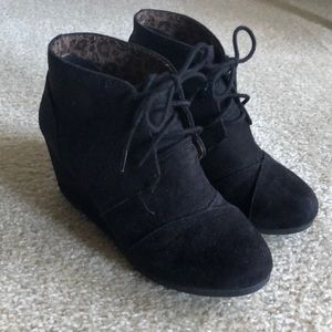 Black DSW Booties