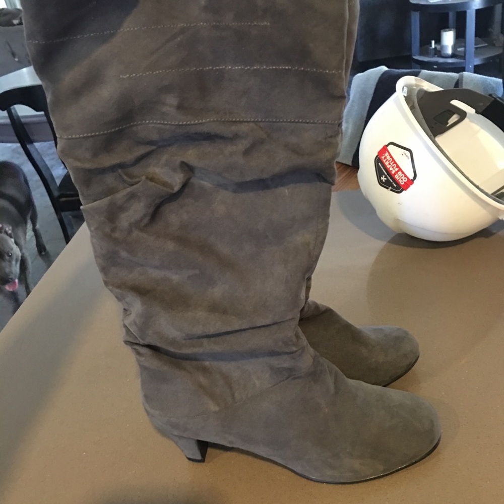 Aerosoles suede boot