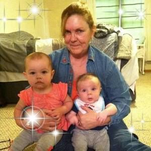 Meet your Posher, Connie