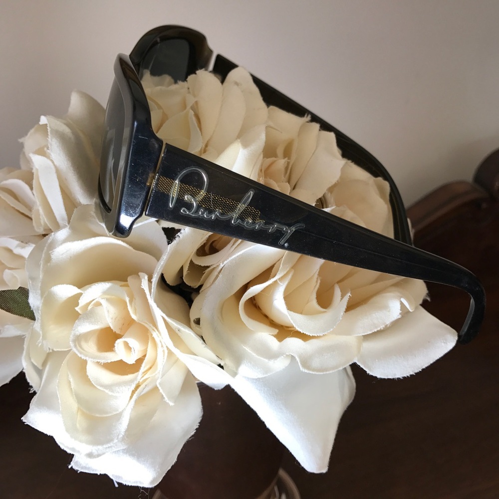 Burberry sunglasses