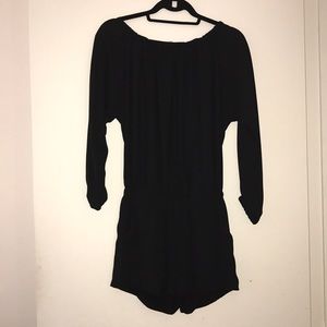 Black off the shoulder jumper with pocket