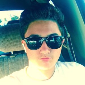 Meet your Posher, Joshua