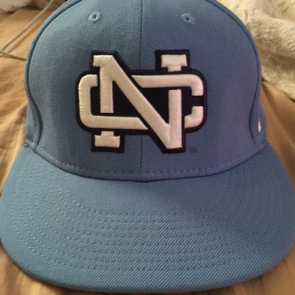 Unc flat brim hat - Picture 1 of 2