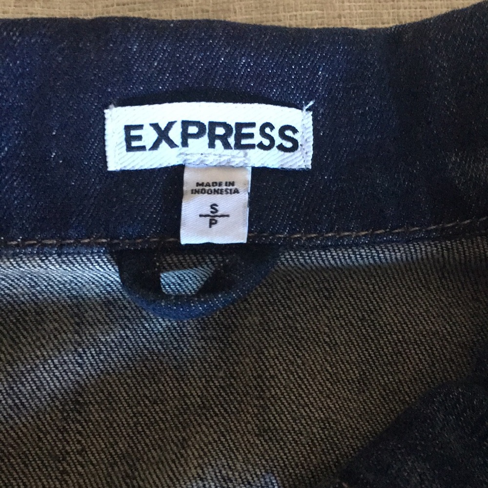 Jean jacket - Picture 2 of 6