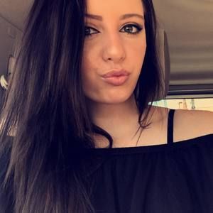 Meet your Posher, Dixie