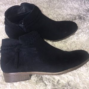 Cat and Jack Navy blue booties from Target