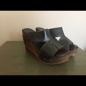 Never worn Bed Stu sandals, size 8.5