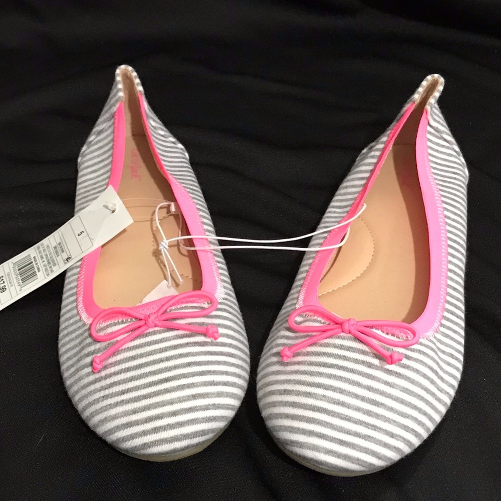 Cat & Jack Gray And Pink Flat Shoes