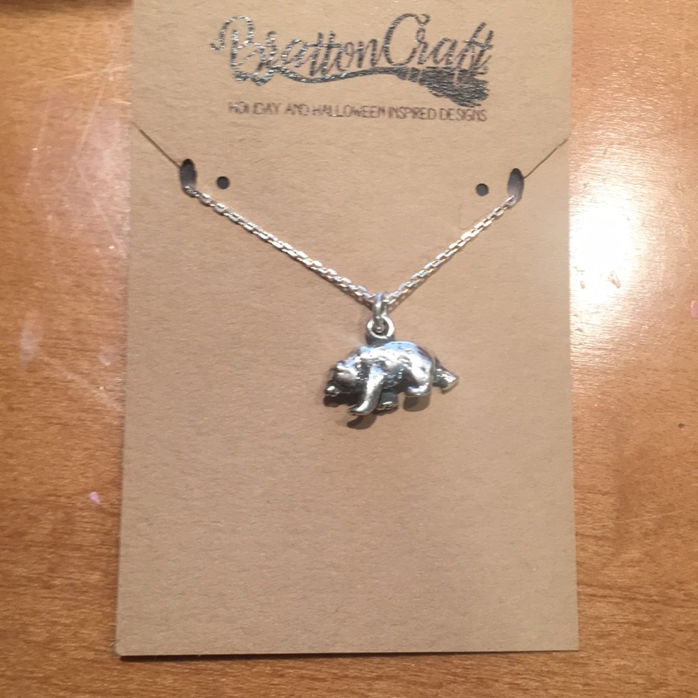 NWT silver bear charm necklace