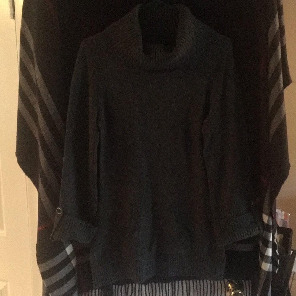 Gray sort of tweed sweater