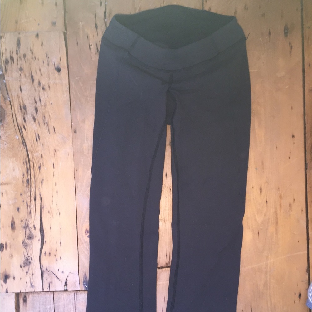 Grey size 4 lululemons!